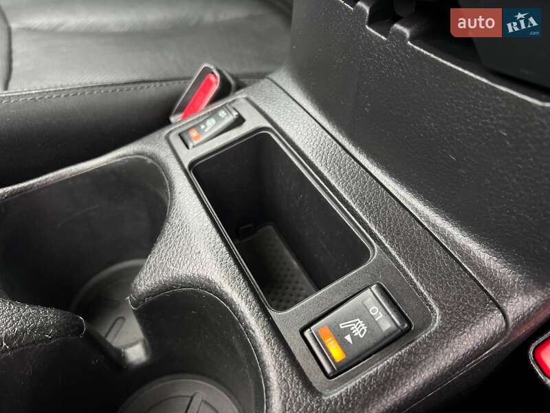 Внедорожник / Кроссовер Nissan Rogue 2018 в Стрые