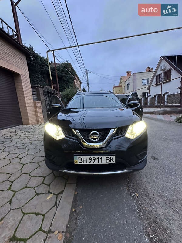 Внедорожник / Кроссовер Nissan Rogue 2015 в Одессе