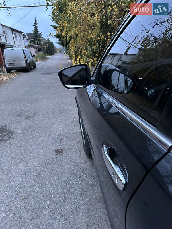 Внедорожник / Кроссовер Nissan Rogue 2015 в Одессе