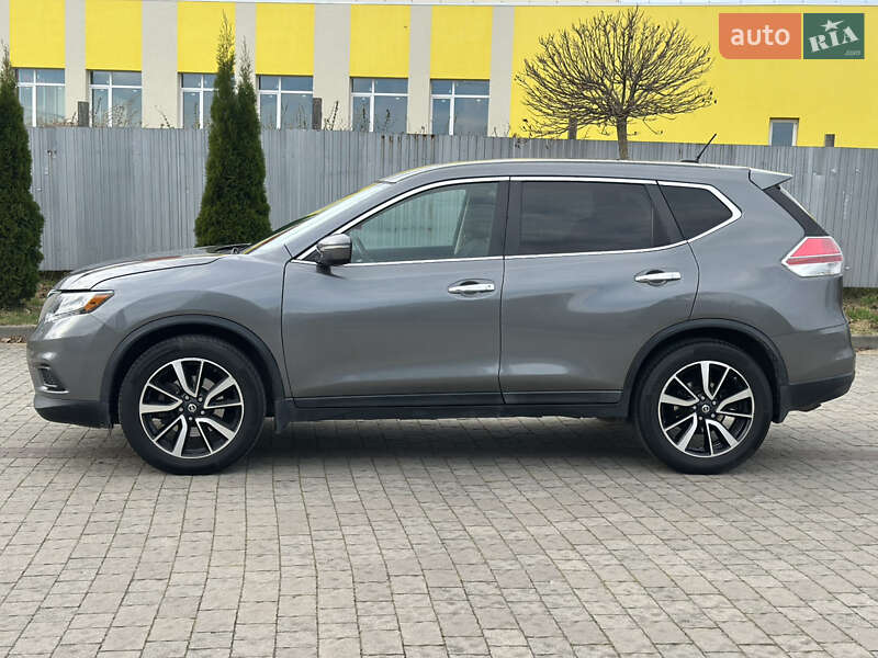 Внедорожник / Кроссовер Nissan Rogue 2015 в Львове
