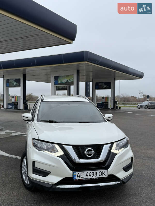 Внедорожник / Кроссовер Nissan Rogue 2017 в Днепре фото 3 Внедорожник / Кроссовер Nissan Rogue 2017 в Днепре