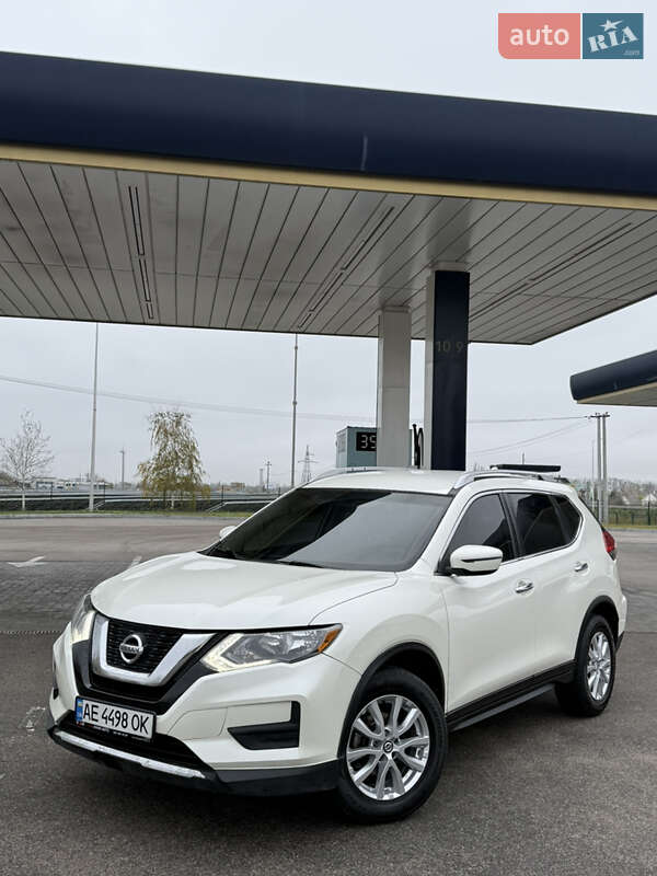 Внедорожник / Кроссовер Nissan Rogue 2017 в Днепре фото 11 Внедорожник / Кроссовер Nissan Rogue 2017 в Днепре