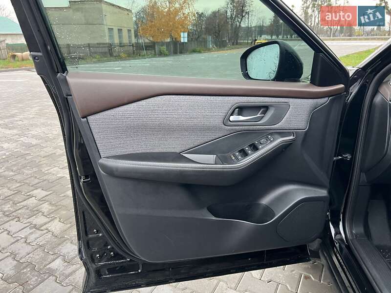 Позашляховик / Кросовер Nissan Rogue 2021 в Вінниці