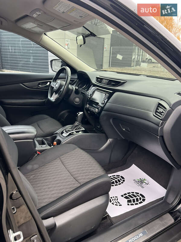 Позашляховик / Кросовер Nissan Rogue 2018 в Білій Церкві