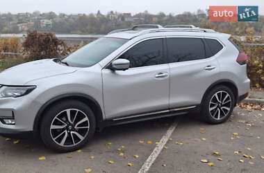 Внедорожник / Кроссовер Nissan Rogue 2018 в Кропивницком