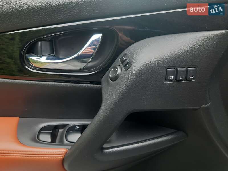 Внедорожник / Кроссовер Nissan Rogue 2018 в Луцке фото 21 Внедорожник / Кроссовер Nissan Rogue 2018 в Луцке