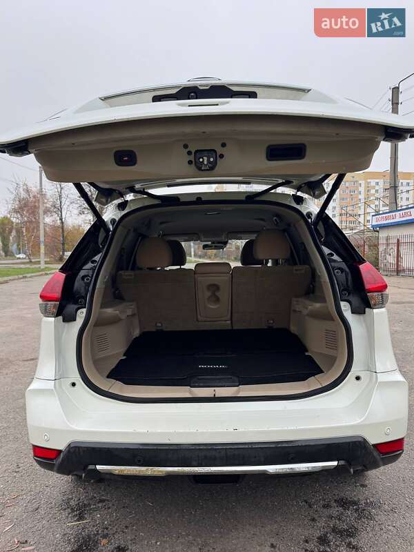 Внедорожник / Кроссовер Nissan Rogue 2019 в Харькове