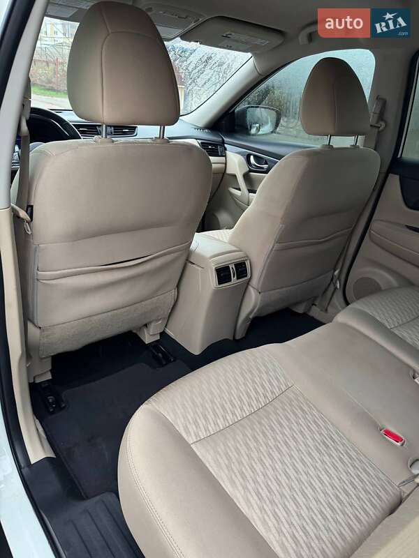 Внедорожник / Кроссовер Nissan Rogue 2019 в Харькове