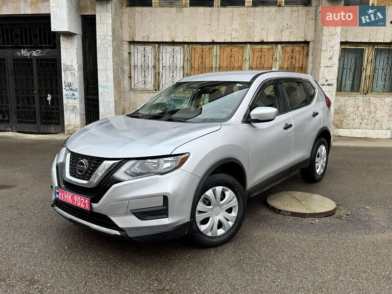 Внедорожник / Кроссовер Nissan Rogue 2018 в Ивано-Франковске