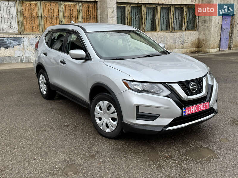 Внедорожник / Кроссовер Nissan Rogue 2018 в Ивано-Франковске