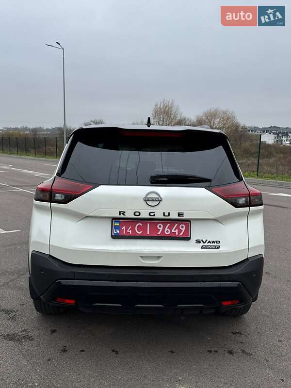 Внедорожник / Кроссовер Nissan Rogue 2023 в Ровно