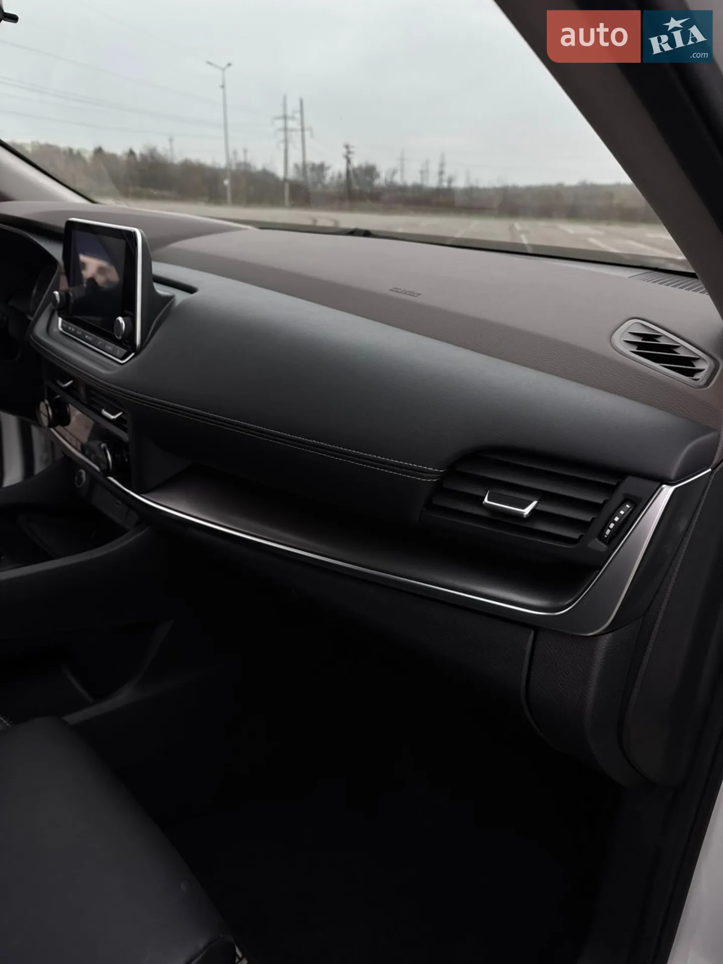 2023 Nissan Rogue - мініатюра 38