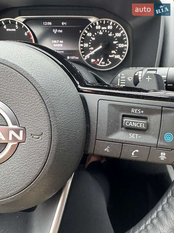 Внедорожник / Кроссовер Nissan Rogue 2023 в Ровно