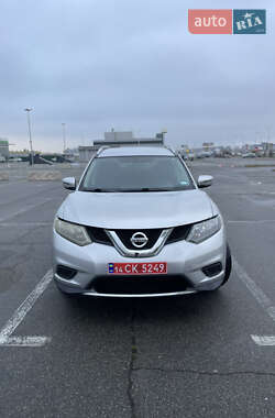 Внедорожник / Кроссовер Nissan Rogue 2015 в Киеве