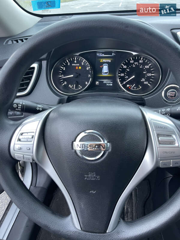 Позашляховик / Кросовер Nissan Rogue 2015 в Києві