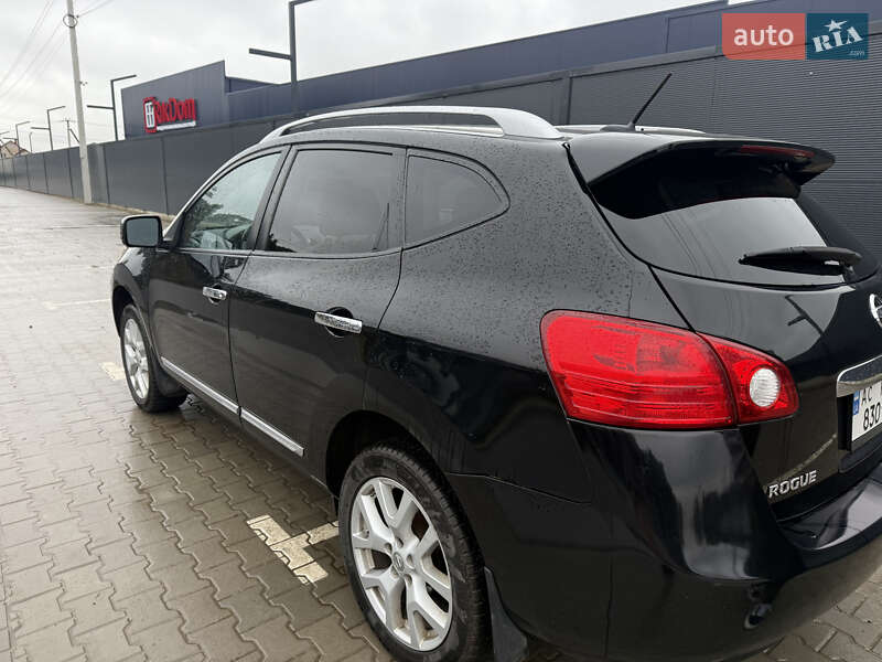Внедорожник / Кроссовер Nissan Rogue 2012 в Луцке