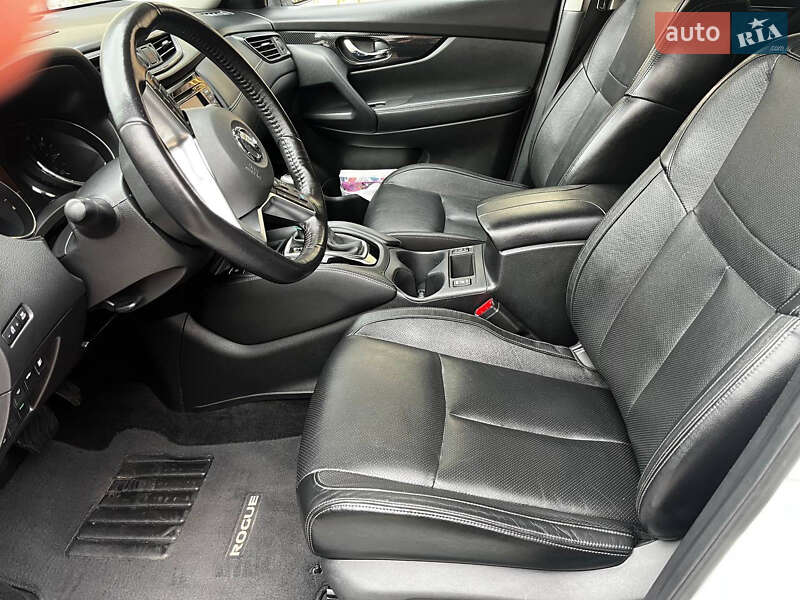 Внедорожник / Кроссовер Nissan Rogue 2018 в Киеве