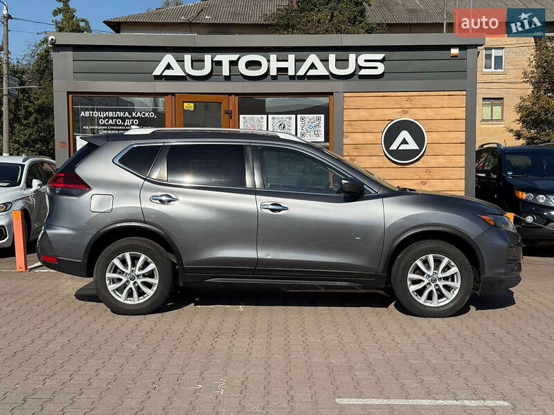 Внедорожник / Кроссовер Nissan Rogue 2020 в Житомире