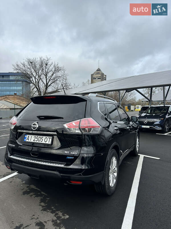 Внедорожник / Кроссовер Nissan Rogue 2014 в Киеве