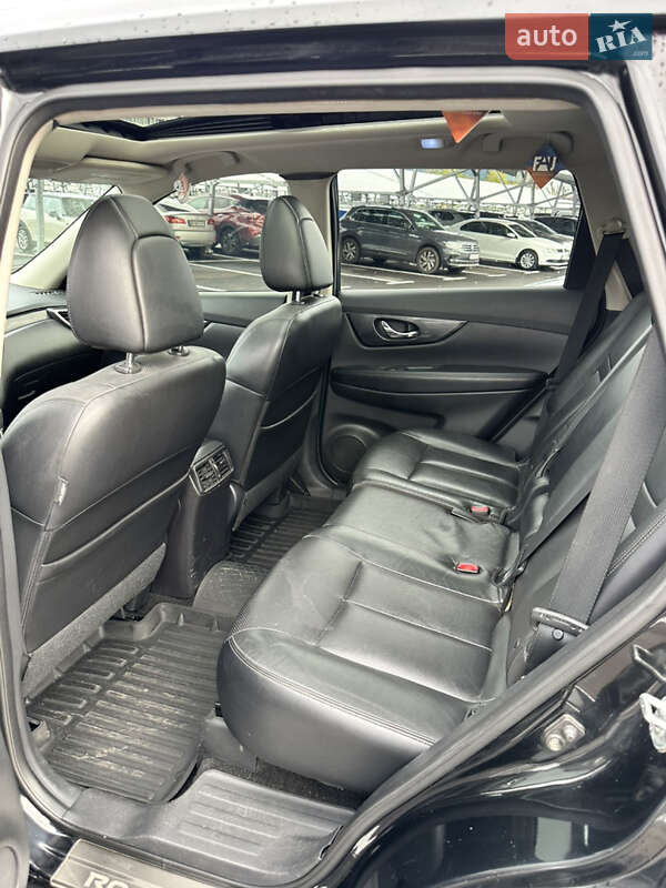 Внедорожник / Кроссовер Nissan Rogue 2014 в Киеве