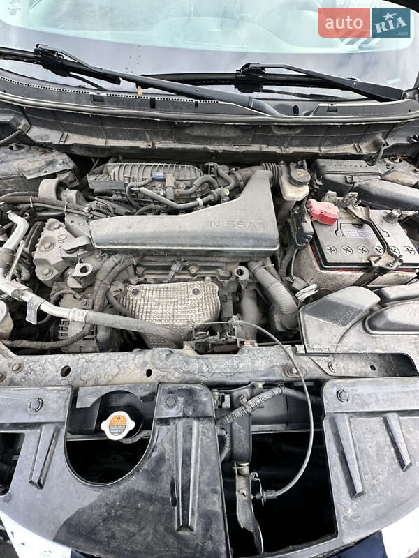 Внедорожник / Кроссовер Nissan Rogue 2014 в Киеве