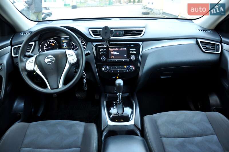 Позашляховик / Кросовер Nissan Rogue 2016 в Львові фото 31 Позашляховик / Кросовер Nissan Rogue 2016 в Львові