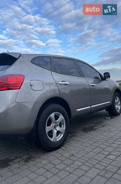 Позашляховик / Кросовер Nissan Rogue 2010 в Одесі
