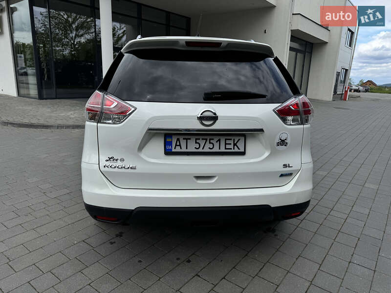 Внедорожник / Кроссовер Nissan Rogue 2014 в Ивано-Франковске