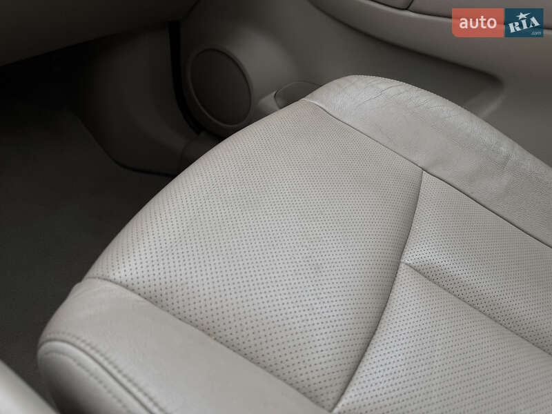 Внедорожник / Кроссовер Nissan Rogue 2014 в Ивано-Франковске