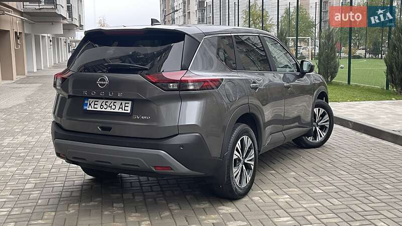 Внедорожник / Кроссовер Nissan Rogue 2023 в Днепре