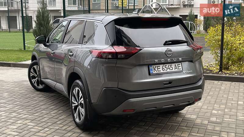 Внедорожник / Кроссовер Nissan Rogue 2023 в Днепре