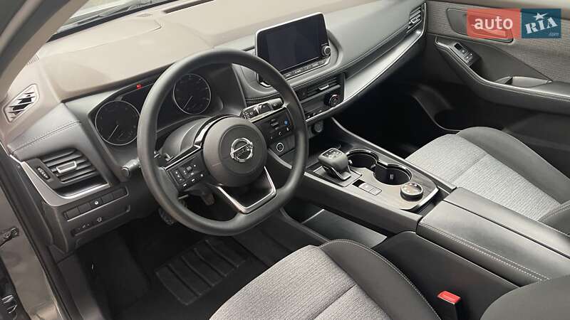 Внедорожник / Кроссовер Nissan Rogue 2023 в Днепре