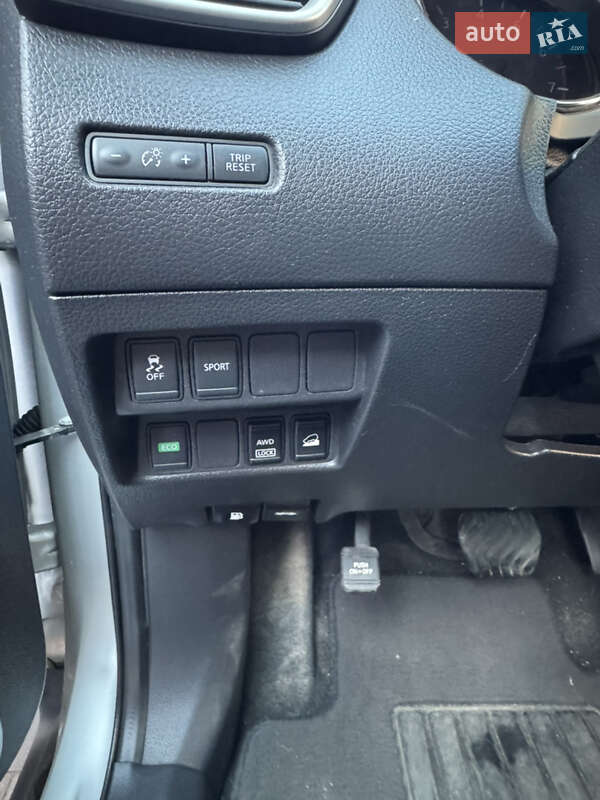 Внедорожник / Кроссовер Nissan Rogue 2016 в Кодыме фото 13 Внедорожник / Кроссовер Nissan Rogue 2016 в Кодыме