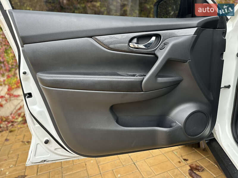 Внедорожник / Кроссовер Nissan Rogue 2016 в Одессе фото 48 Внедорожник / Кроссовер Nissan Rogue 2016 в Одессе