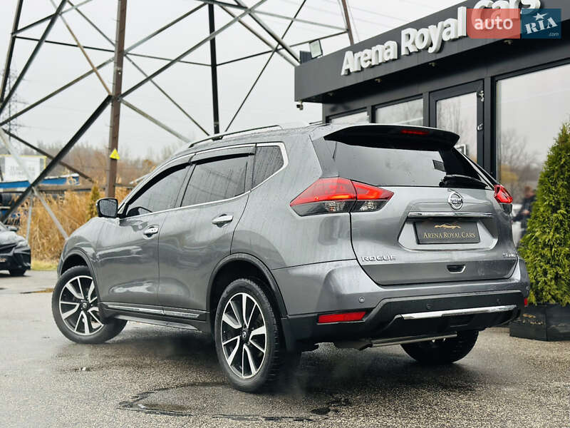 Внедорожник / Кроссовер Nissan Rogue 2018 в Харькове