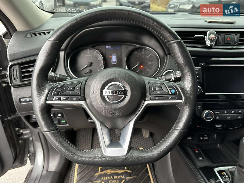 Внедорожник / Кроссовер Nissan Rogue 2018 в Харькове