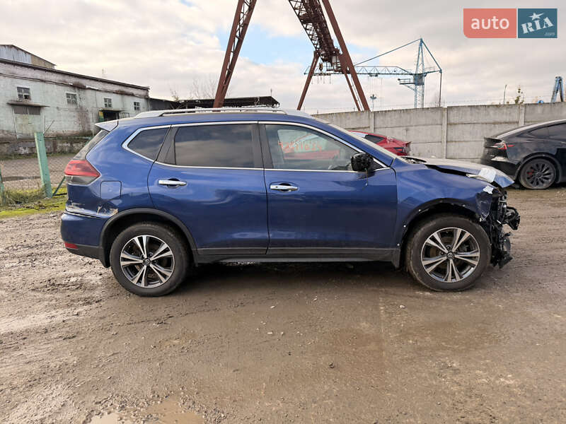 Внедорожник / Кроссовер Nissan Rogue 2019 в Ровно