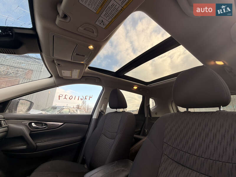 Внедорожник / Кроссовер Nissan Rogue 2019 в Ровно