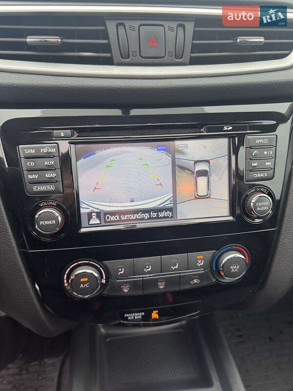 Внедорожник / Кроссовер Nissan Rogue 2016 в Киеве