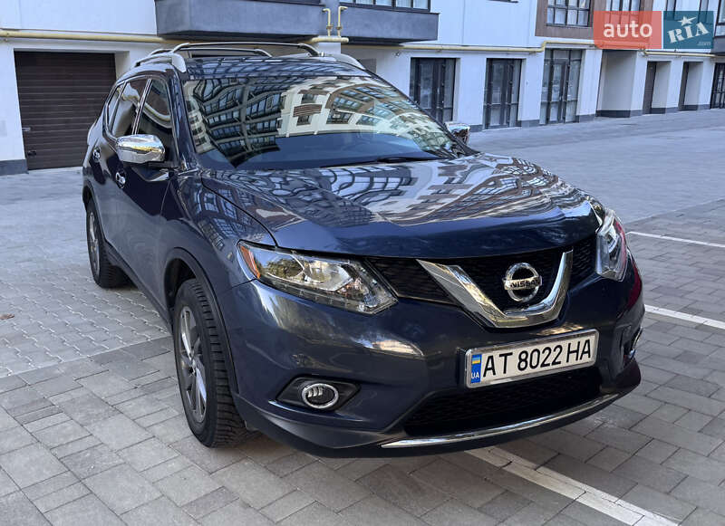 Внедорожник / Кроссовер Nissan Rogue 2016 в Ивано-Франковске