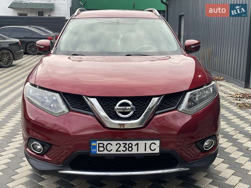 Позашляховик / Кросовер Nissan Rogue 2014 в Миколаєві