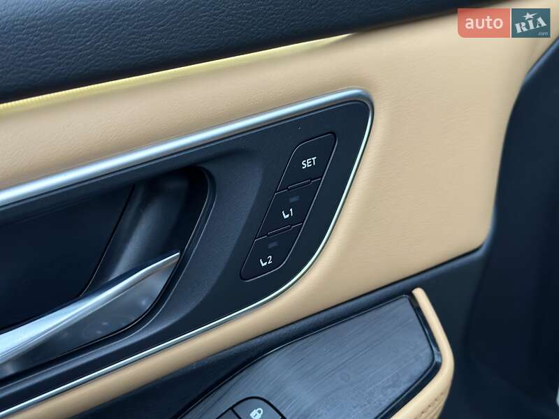 Внедорожник / Кроссовер Nissan Rogue 2022 в Киеве