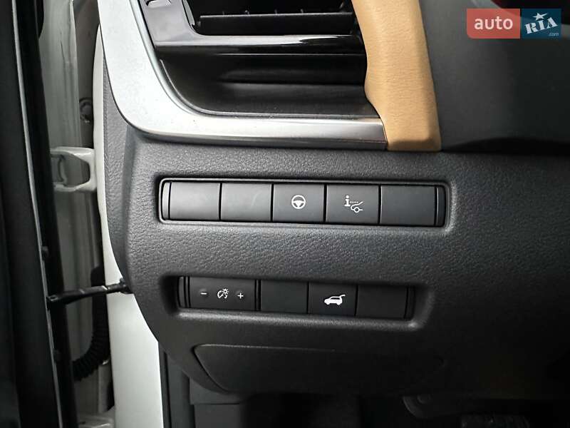 Внедорожник / Кроссовер Nissan Rogue 2022 в Киеве