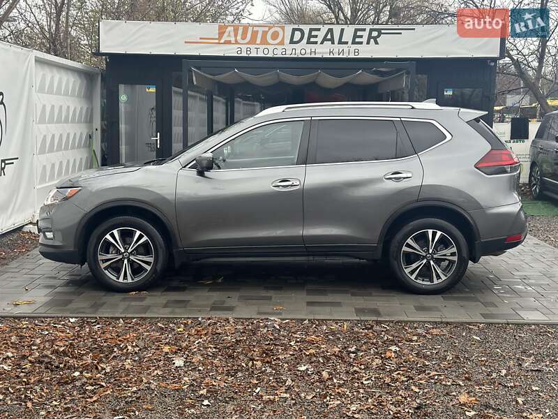 Внедорожник / Кроссовер Nissan Rogue 2019 в Киеве