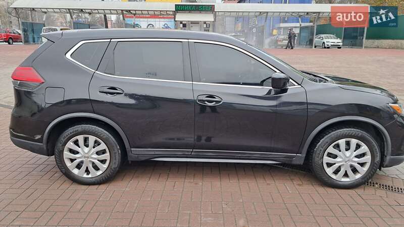 Внедорожник / Кроссовер Nissan Rogue 2016 в Киеве фото 7 Внедорожник / Кроссовер Nissan Rogue 2016 в Киеве