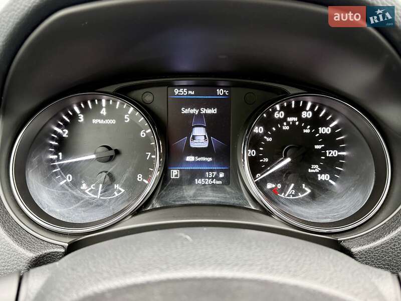 Позашляховик / Кросовер Nissan Rogue 2018 в Харкові