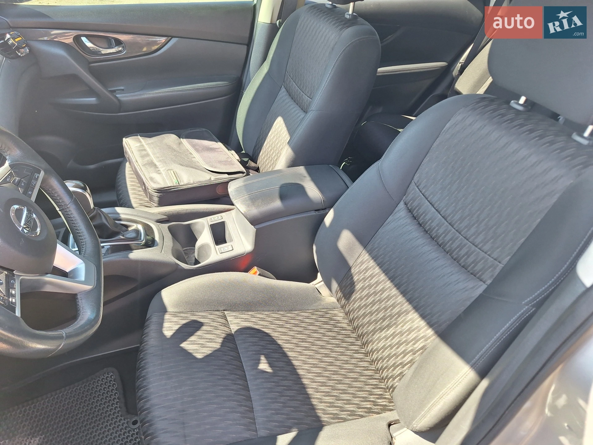2017 Nissan Rogue - мініатюра 14