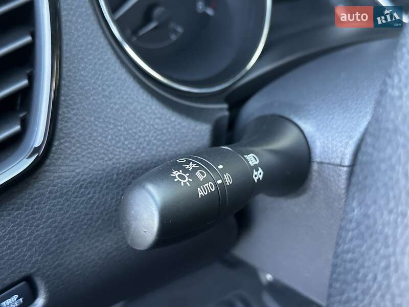 Внедорожник / Кроссовер Nissan Rogue 2019 в Дрогобыче