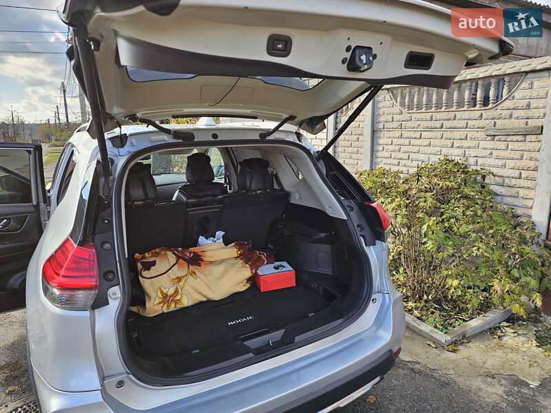 Внедорожник / Кроссовер Nissan Rogue 2017 в Кривом Роге фото 7 Внедорожник / Кроссовер Nissan Rogue 2017 в Кривом Роге