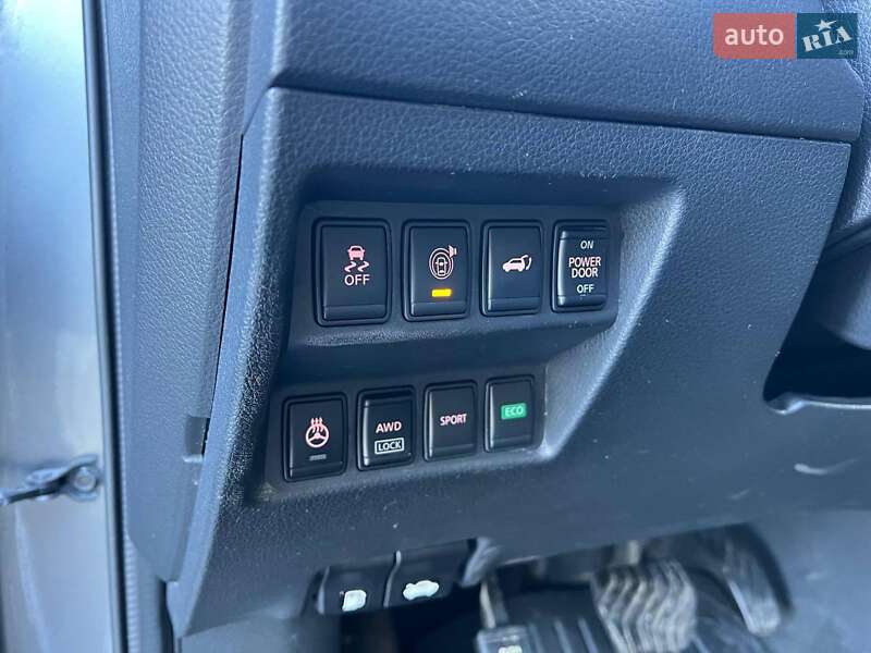 Внедорожник / Кроссовер Nissan Rogue 2016 в Львове фото 20 Внедорожник / Кроссовер Nissan Rogue 2016 в Львове